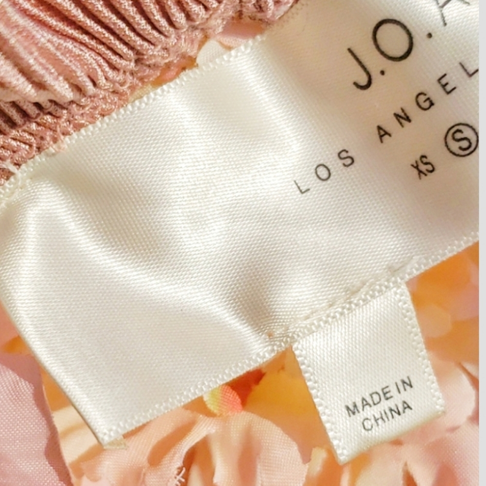 J.O.A. of Los Angeles blouse - Picture 7 of 7